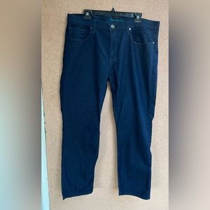 Perry Ellis Mens Jeans Size 38x30 Dark Blue Straight Leg 75% Cotton